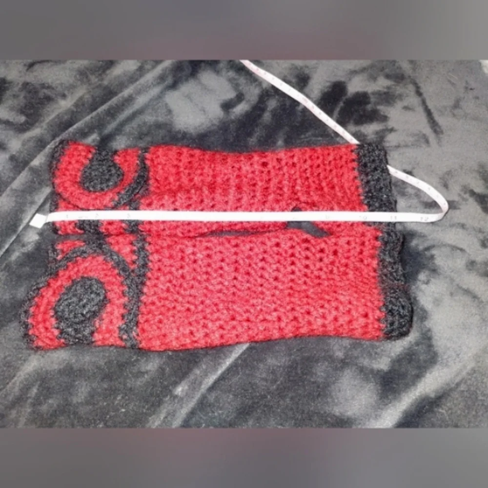 Crochet Fingerless Gloves with Button Closure NEW